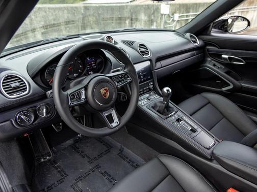 2025 Porsche 718 Boxster GTS 4.0