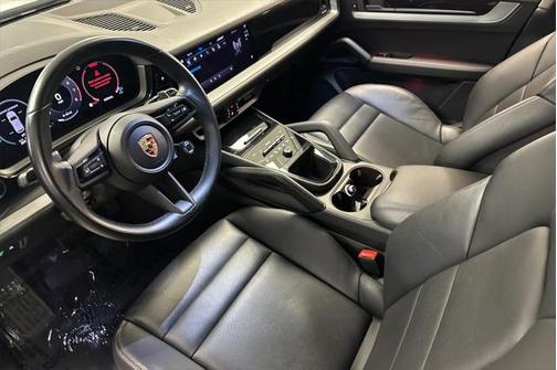 2024 Porsche Cayenne