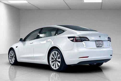 2020 Tesla Model 3 Long Range