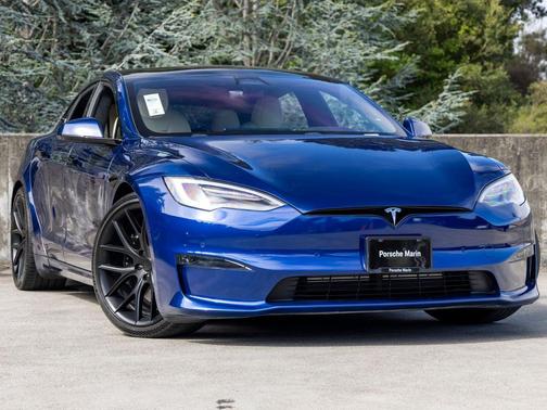 Deep Blue Metallic 2021 Tesla Model S Plaid