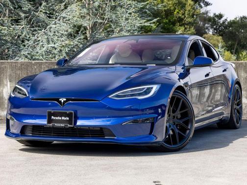 Deep Blue Metallic 2021 Tesla Model S Plaid