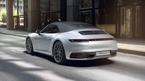 2022 Porsche 911 Carrera