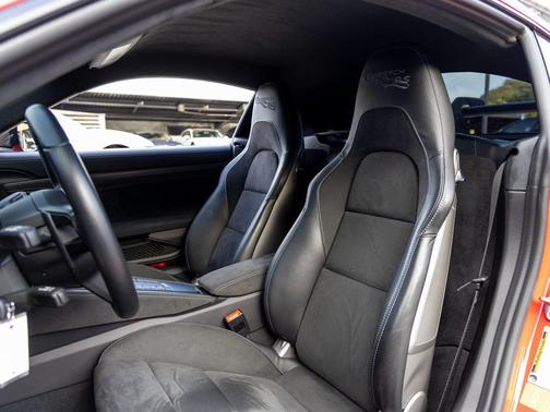 2023 Porsche 718 Cayman GT4 RS