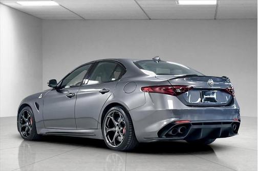 2018 Alfa Romeo Giulia Quadrifoglio