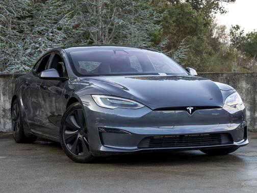 2021 Tesla Model S Long Range