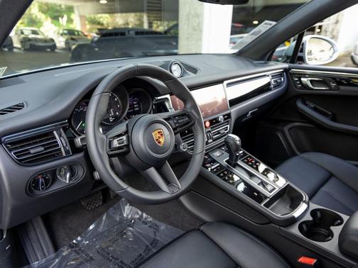 2026 Porsche Macan T