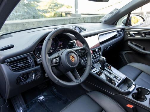 2026 Porsche Macan T