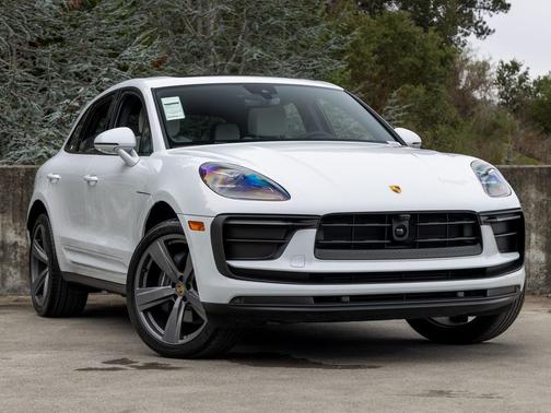 2025 Porsche Macan T