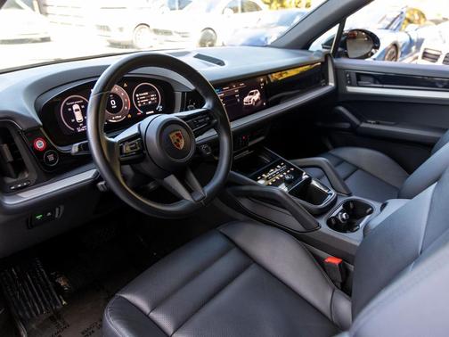 2024 Porsche Cayenne Cayenne