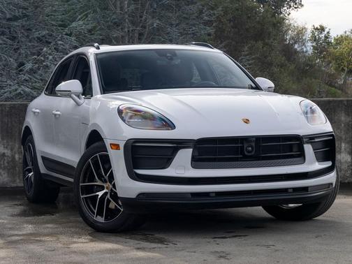 2023 Porsche Macan T