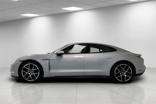 2025 Porsche Taycan 4