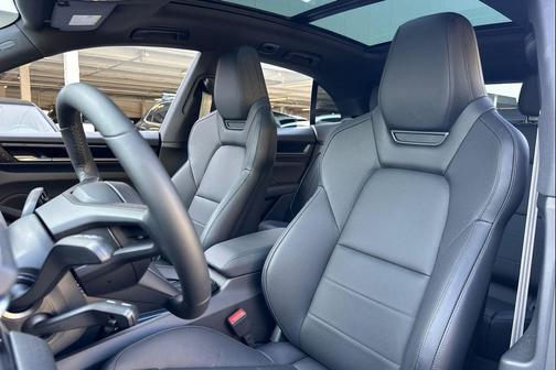 2025 Porsche Macan Electric