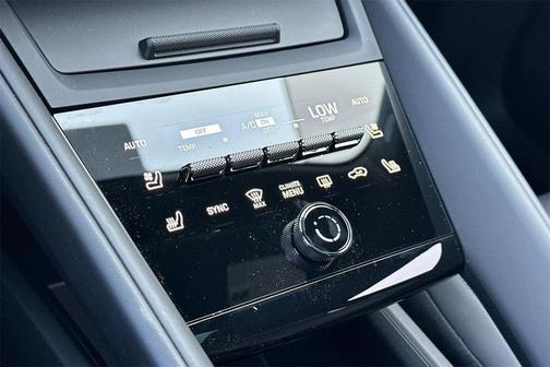 2025 Porsche Macan Electric