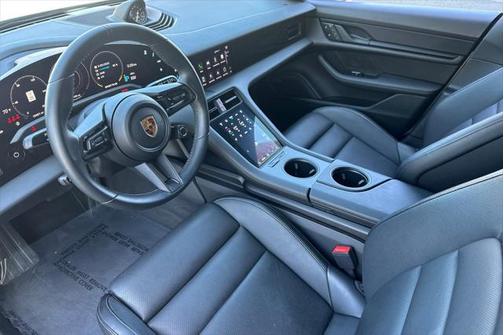 2022 Porsche Taycan Cross Turismo 4