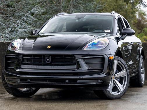 2026 Porsche Macan 
