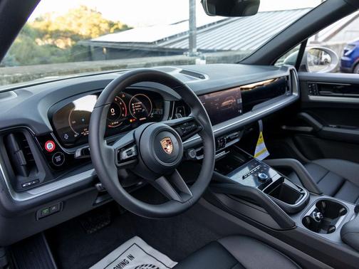 2026 Porsche Cayenne Cayenne