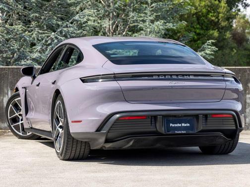 6m6maa 2025 Porsche Taycan