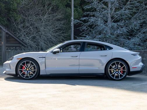 2025 Porsche Taycan 4S