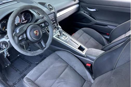 2023 Porsche 718 Cayman GT4