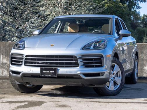 Dolomite Silver Metallic 2020 Porsche Cayenne Cayenne