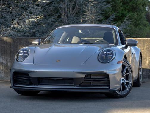 2025 Porsche 911 Carrera T