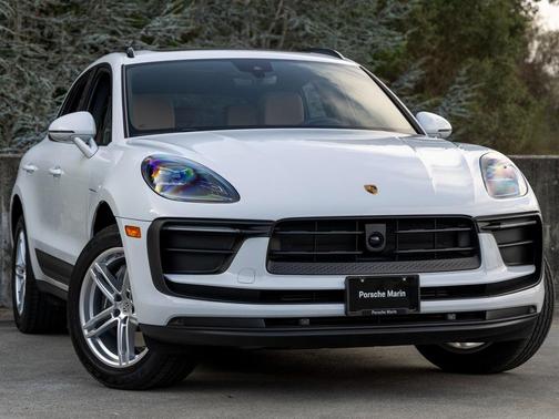 2025 Porsche Macan T