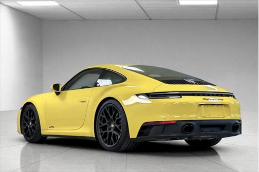 2023 Porsche 911 Carrera GTS