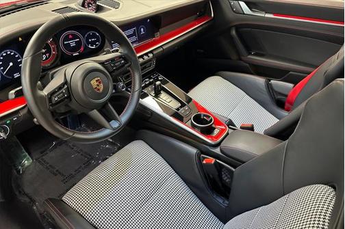 2024 Porsche 911 Turbo S