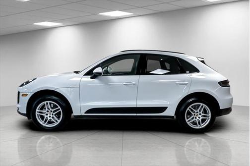 2020 Porsche Macan Base