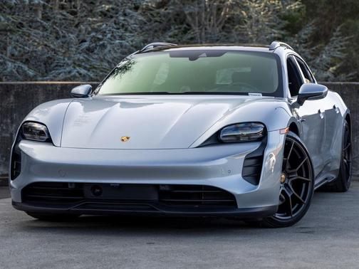 2024 Porsche Taycan GTS