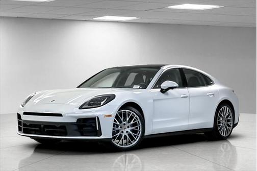 2024 Porsche Panamera 4
