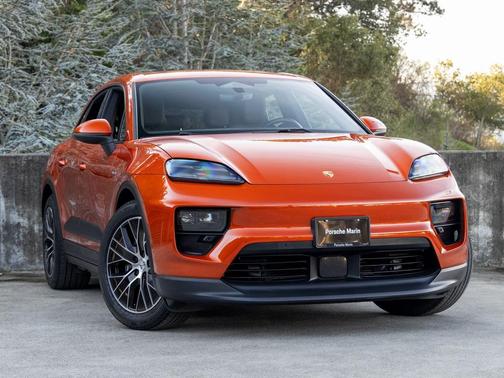 2025 Porsche Macan RWD