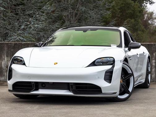 2020 Porsche Taycan Turbo S