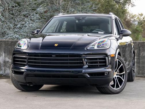 2023 Porsche Cayenne Platinum Edition