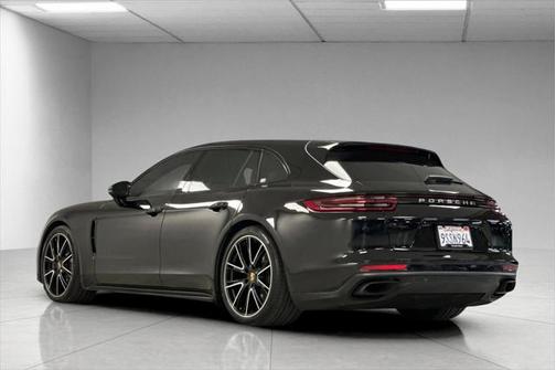 2018 Porsche Panamera Sport Turismo 4