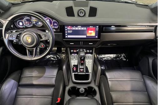 2022 Porsche Cayenne Turbo GT