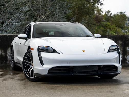 2023 Porsche Taycan 