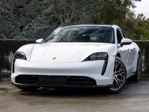 2023 Porsche Taycan 