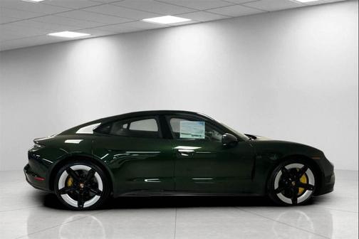 2025 Porsche Taycan GTS