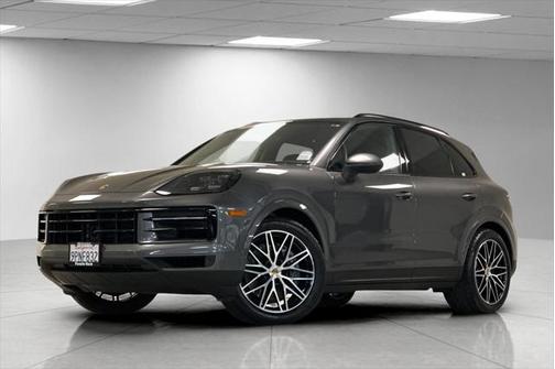2024 Porsche Cayenne Base (Tiptronic)