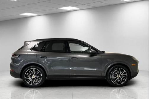 2024 Porsche Cayenne
