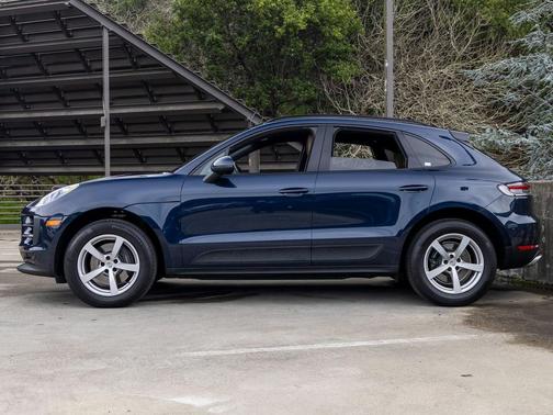 2020 Porsche Macan 