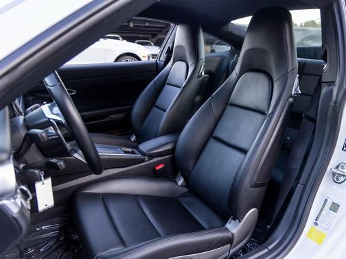 2019 Porsche 911 Carrera 4S