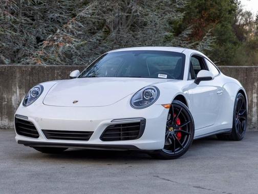 2019 Porsche 911 Carrera 4S