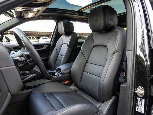 2025 Porsche Cayenne Cayenne