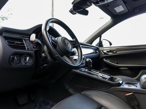 2023 Porsche Macan GTS