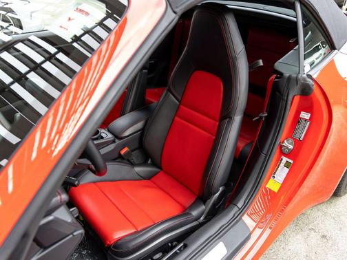 Guards Red 2022 Porsche 911 911 Carrera S