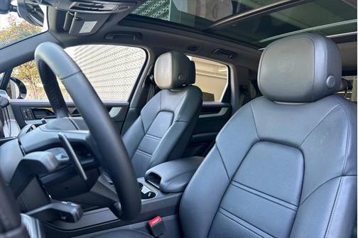 2024 Porsche Cayenne