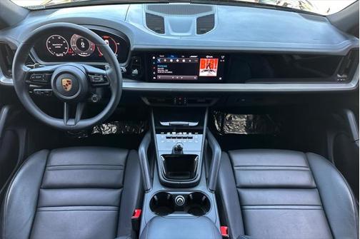 2024 Porsche Cayenne