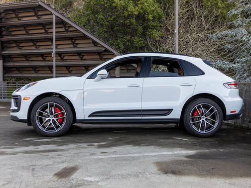 2023 Porsche Macan S